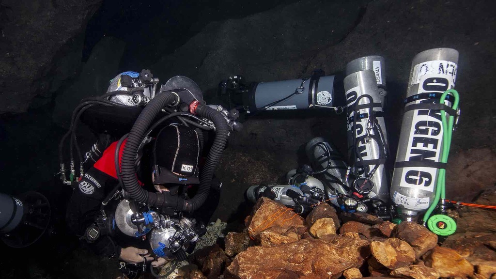 CCR Trimix Cave Diver