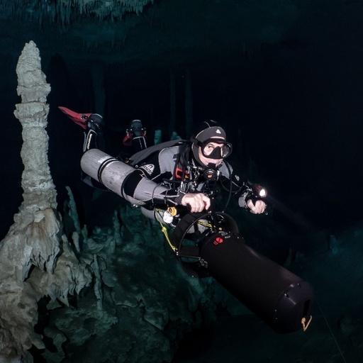 [C014-DPV] DPV Diver